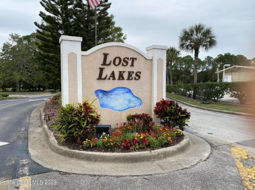 102 Scenic Dr, Cocoa, FL 32926-2574