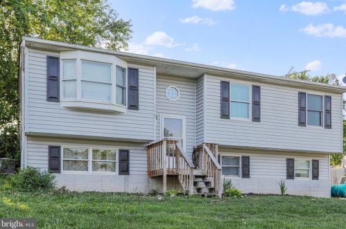 315 Little Sorrel Dr, Strasburg, VA 22657-3609