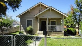 2219 White Ave, Fresno, CA 93701-2149