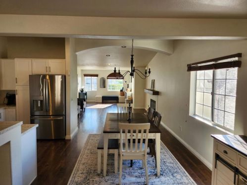 494 Arroyo Seco Dr, San Diego CA  92114-5835 exterior