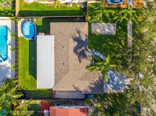 8421 17 Ct, Hollywood FL 33028 exterior