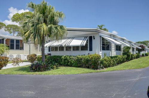 13001 Janico Bay, Boynton Beach, FL 33436-2231