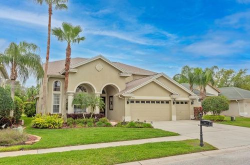 2932 Northfield Dr, Tarpon Springs, FL 34688-9119