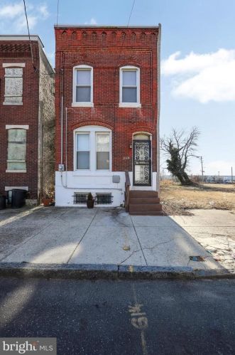 258 Mount Vernon St, Camden, NJ 08103-3225