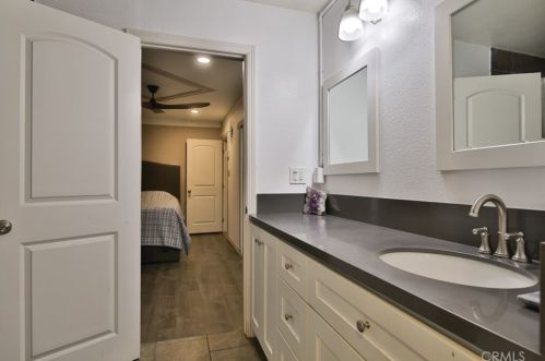 10891 Hulme Ave, Lynwood CA  90262-2231 exterior