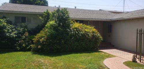7791 Clearfield Ave, Van Nuys, CA 91402-6537