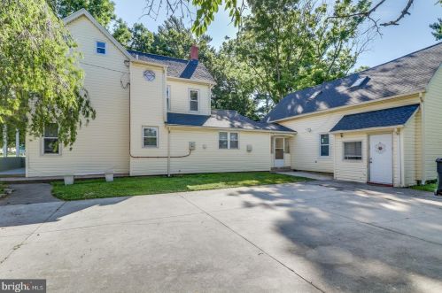 714 Division St, Dover DE  19904-2732 exterior