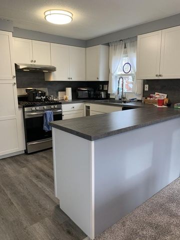 301 Bulgarmarsh Rd, Tiverton, RI 02878-3873
