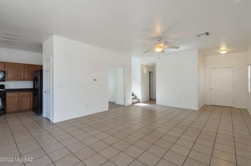 2001 Pinal Vis, Tucson AZ  85713-5121 exterior