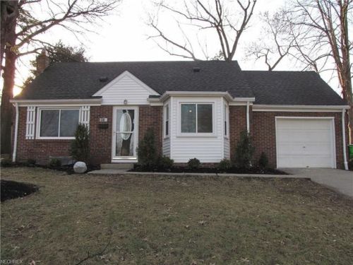 403 Terrace St, Easton, OH 44270-1318