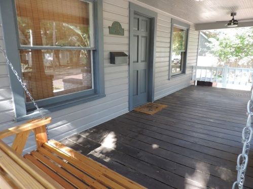 714 Putnam Ave, Orlando, FL 32804-7327
