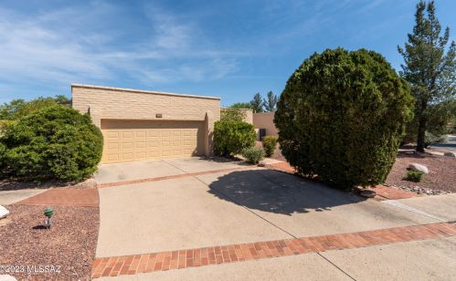 7202 River Canyon Way, Tucson, AZ 85750-2116