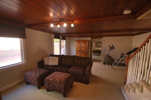 19381 Mesa Dr, Orange CA 92861-2313 exterior