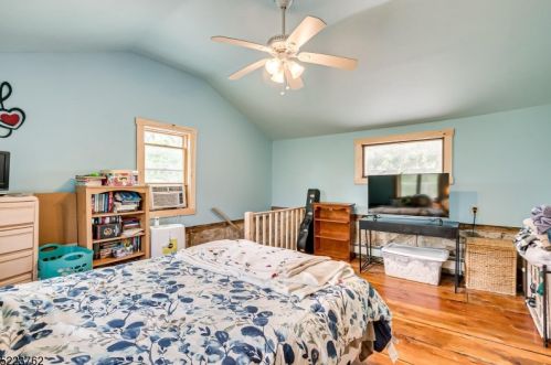 100 Mitchell Rd, Oxford NJ  07863-3344 exterior