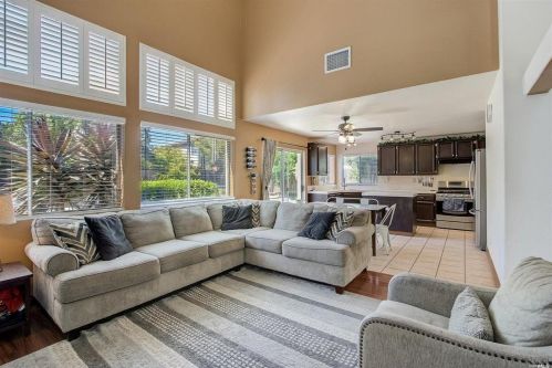 965 Turquoise St, Vacaville CA  95687-7859 exterior