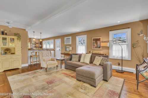 50 Ocean Ave, Monmouth Hills NJ  07732-1410 exterior