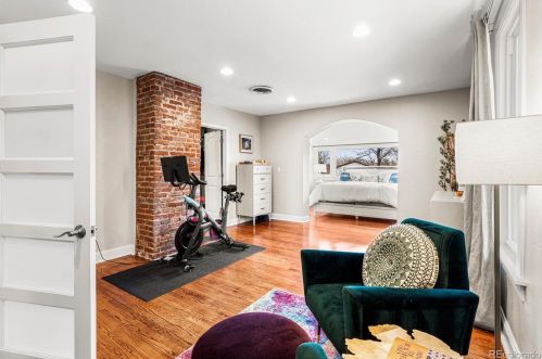 101 Corona St, Denver CO 80218-3803 exterior