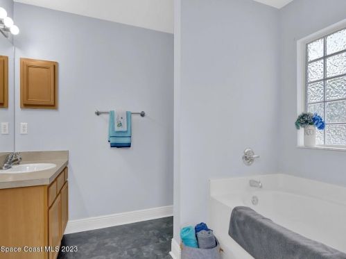 449 Toledo St, Sebastian FL  32958-4373 exterior