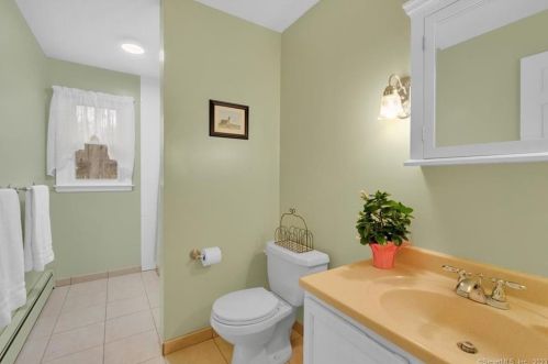 26 Ridge Rd, Southington CT  06489-2437 exterior