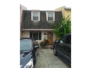 1670 72nd St, Hialeah, FL 33014-4464