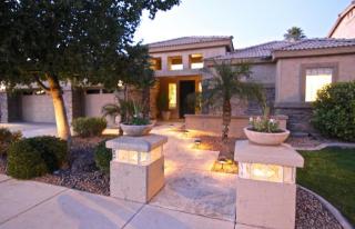 320 Sparrow Dr, Chandler, AZ 85286-7760
