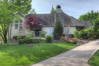3332 76th St, Tulsa, OK 74136-8039