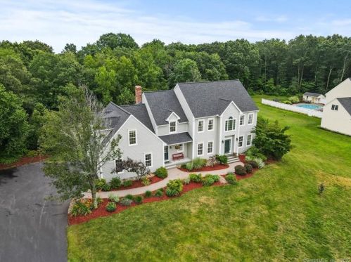 21 Hills Ln, Hebron, CT 06248-1277