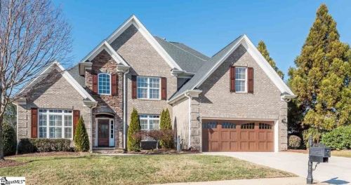 2 Dawn Meadow Ct, Simpsonville, SC 29680-7829