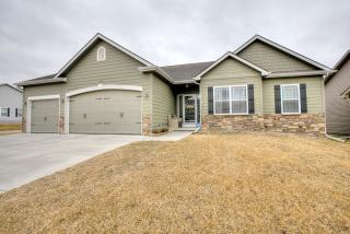 14922 Himebaugh Ave, Omaha, NE 68116-4390