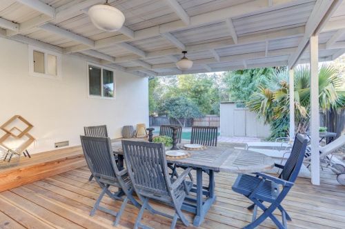 624 Tucker Ave, Lake Nacimiento CA  93446-2726 exterior