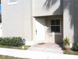 12662 54th Ct, Hollywood, FL 33027-5484