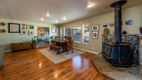 2691 Coyote Rd, Willits CA  95490-9034 exterior