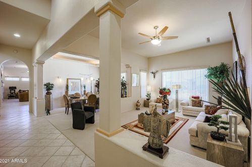 15639 Cypress Point Dr, Sun City, AZ 85374-2071