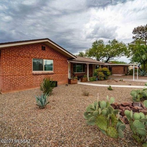 2542 Hedrick Dr, Tucson, AZ 85716-1520