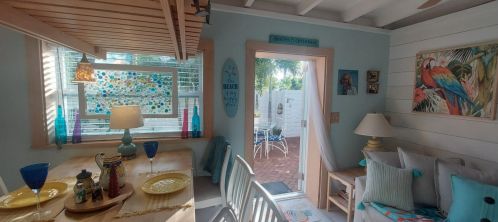 207 1st Ave, Delray Beach FL  33444-3714 exterior