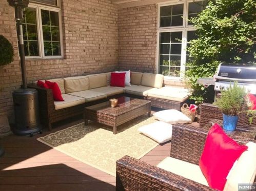 9 Blackledge Ct, Closter NJ  07624-3231 exterior