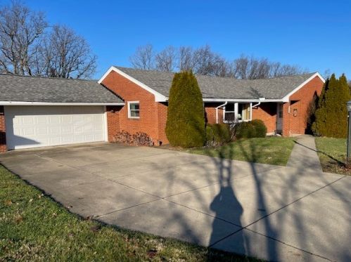 139 Dillon St, Beaver Falls, PA 15010-1413