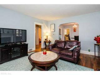 304 Maryland Ave, Portsmouth, VA 23707-1715