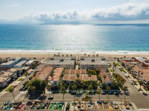 1301 Catalina Ave, Redondo Beach CA  90277-5057 exterior