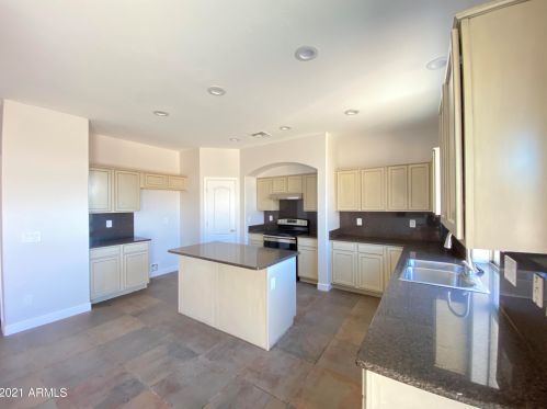 4008 104th Ln, Tolleson AZ  85353-4175 exterior