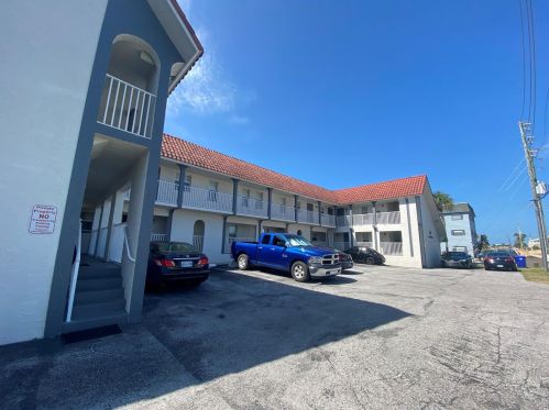 205 116th Ave, Saint Petersburg, FL 33706-4586