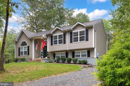 12537 Wilderness Park Dr, Spotsylvania, VA 22551-8112