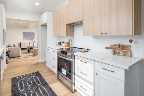 6623 Ballinger Ave, San Diego CA  92119-1822 exterior