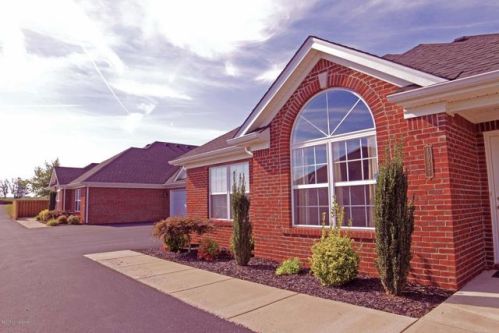 1937 Harmony Cir, Charlestown, IN 47111-8657