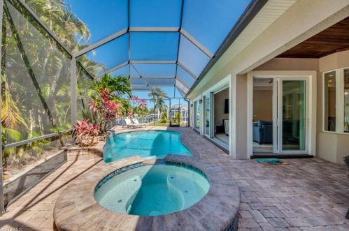 5416 22nd Pl, Cape Coral FL  33914-6836 exterior