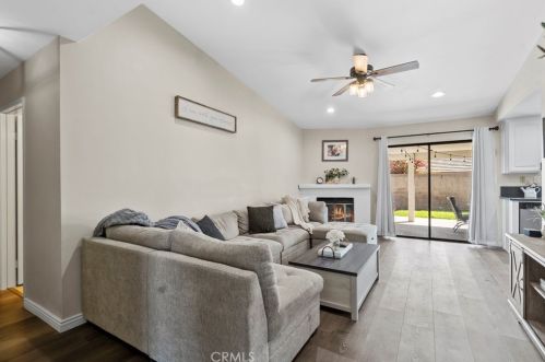 1132 Plymouth St, Glendora CA  91740-6142 exterior