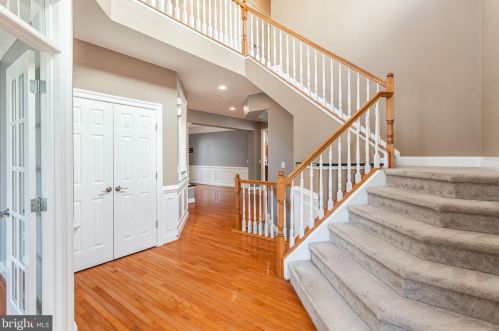 13101 Taverner Loop, Woodbridge VA  22192-5333 exterior