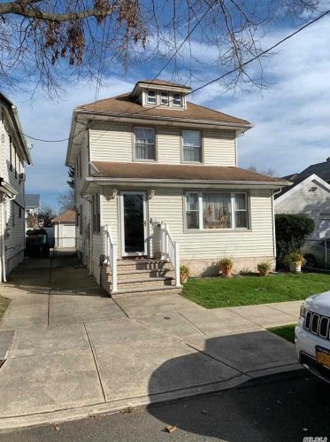 93-09 224th St, Jamaica, NY 11428-1477