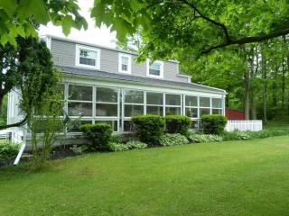 2546 North St, Granville, OH 43023-9747