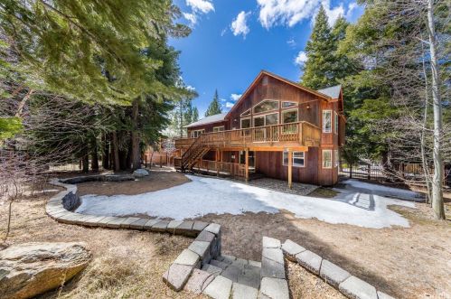 1488 Cherry Hills Cir, South Lake Tahoe, CA 96150-4978